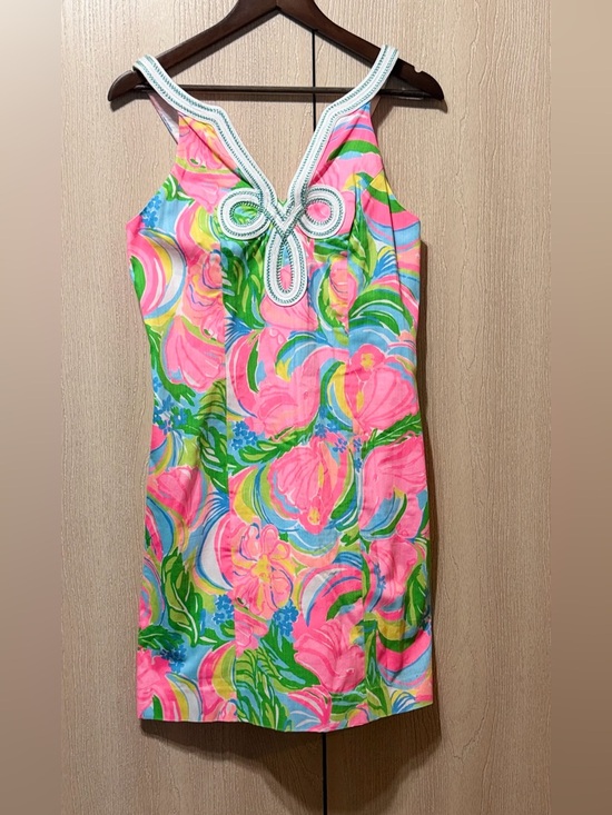 Lilly Pulitzer Dresses & Skirts - Lilly Pulitzer Tessa Shift Dress Size 4 Pink Tropical Print So A Peeling Cotton